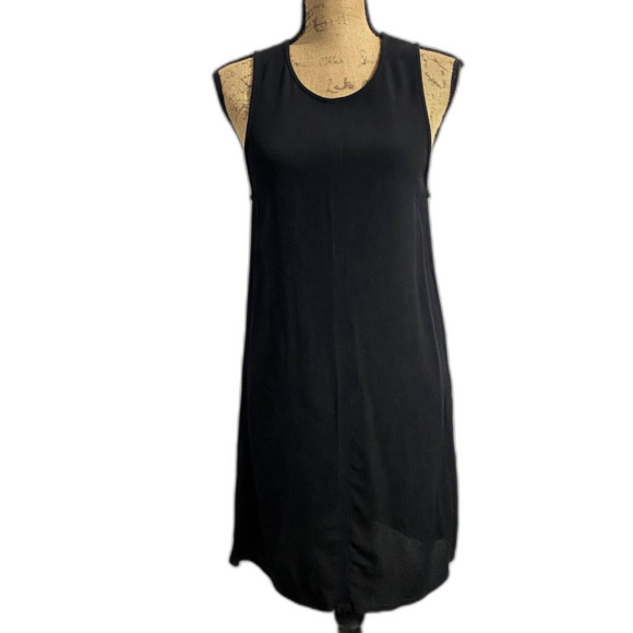 Minkpink Sleeveless Shift Dress Solid Black LBD Basic Lightweight Size Medium - Picture 1 of 4